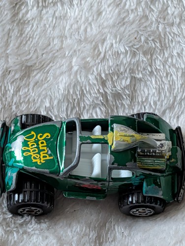 Matchbox sand digger - sand,